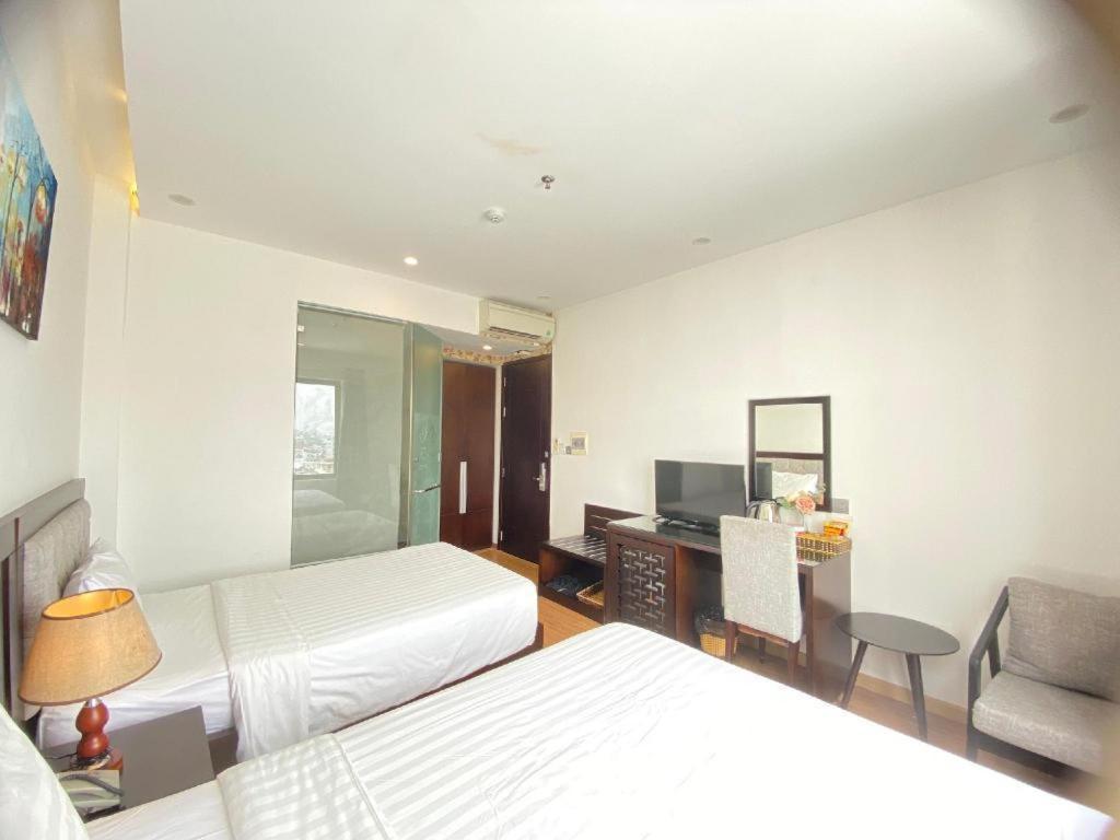 Pansy Dana Hotel