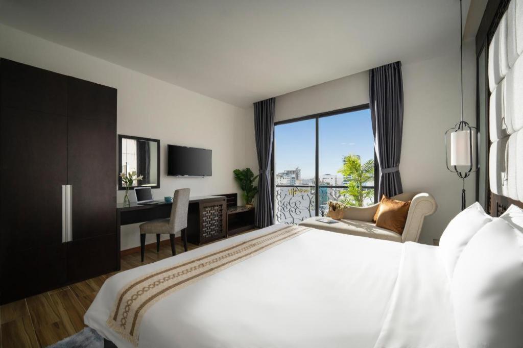 Hotel Pansy Dana 4*